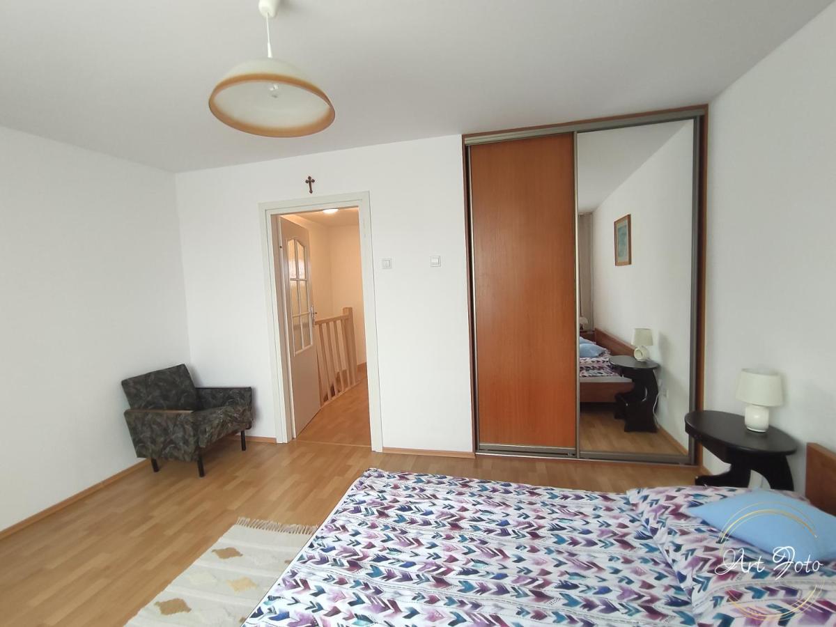 Apartament - 3 Pokojowe Dwupoziomowe Mieszkanie Z Ogrodem Крокова Экстерьер фото
