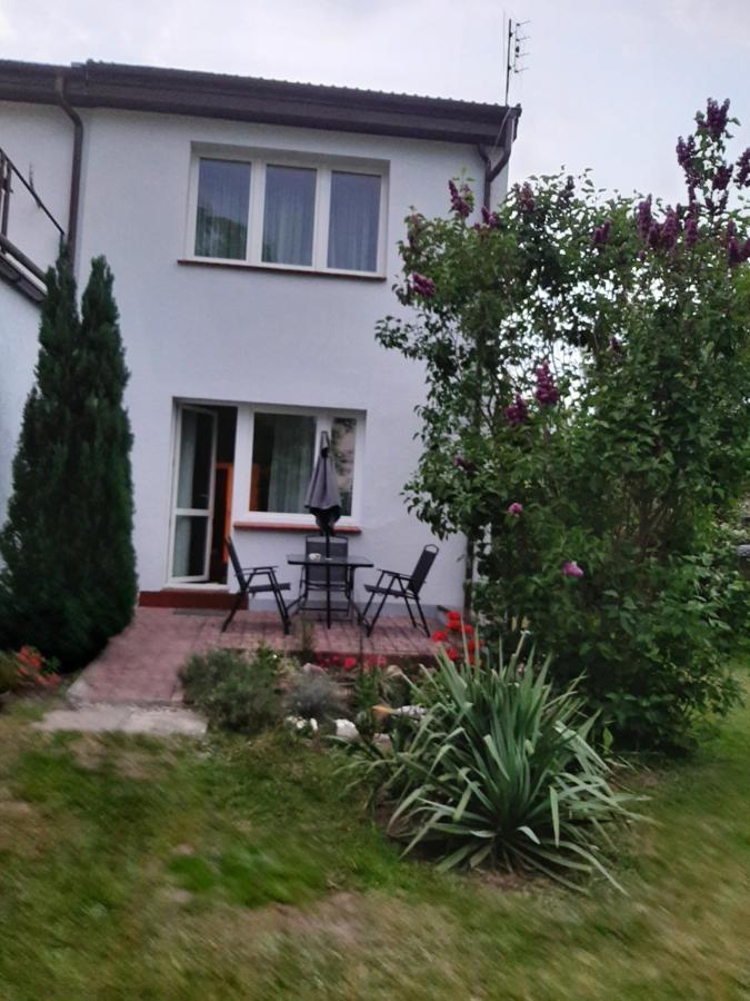 Apartament - 3 Pokojowe Dwupoziomowe Mieszkanie Z Ogrodem Крокова Экстерьер фото